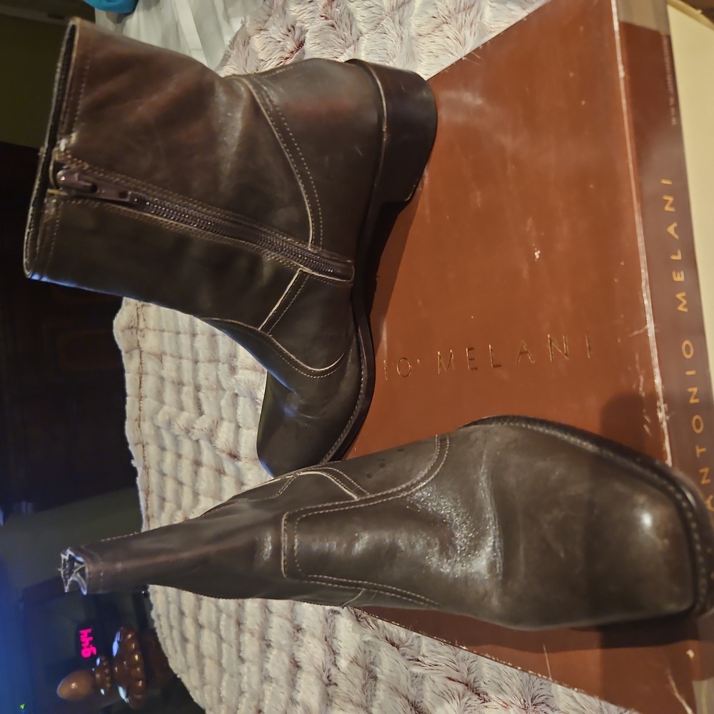 Boots, Antonio Melani, 8 1/2 M, Brown.